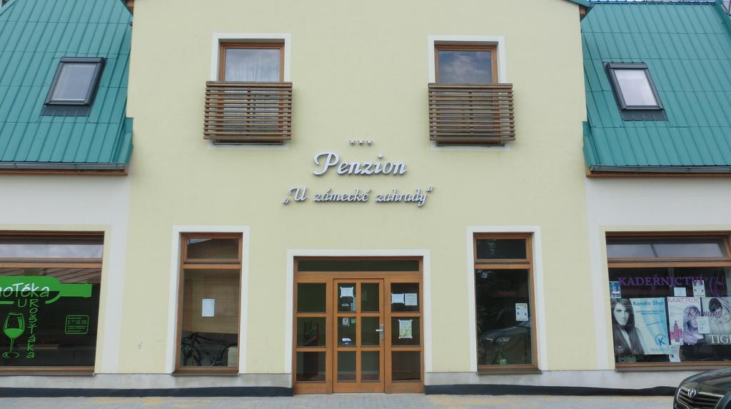 Penzion U Zamecke Zahrady Lipník nad Bečou Exteriör bild